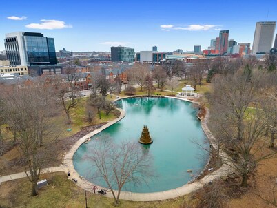 North Pearl Residences 874