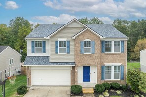 Exterior - Ark & Creation Retreat – For 12! (Walton)