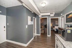 Interior - Monmouth Loft 4 | Walk to Shops (Newport)