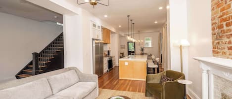 Televisión y oficina