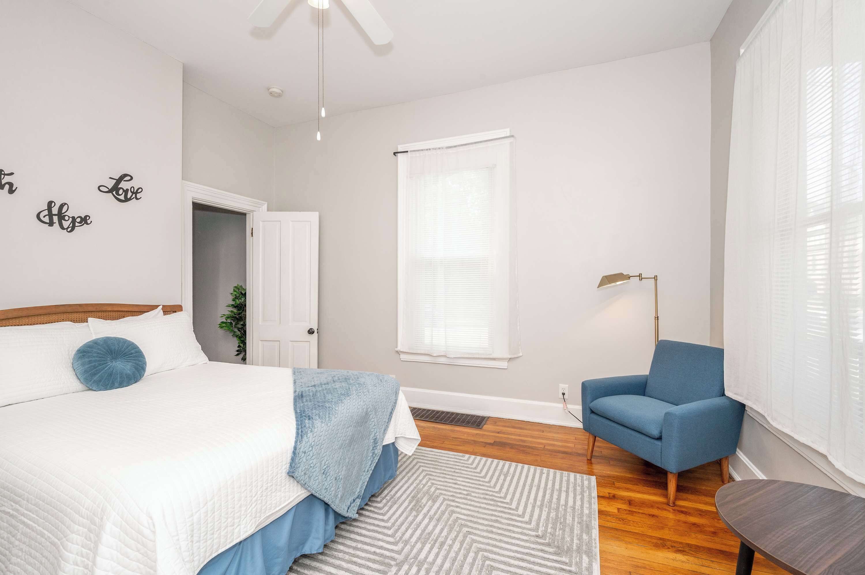 1 bedroom, WiFi, bed sheets