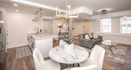 *New Listing* Covington Charm Suites