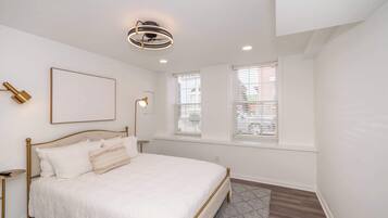 3 bedrooms, WiFi, bed sheets