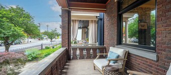 Doctor’s Retreat w/ Hot Tub