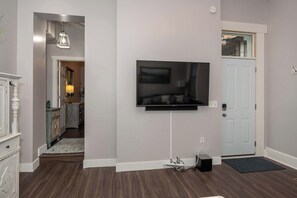 Interior - Heart of Mainstrasse 2 (Covington)