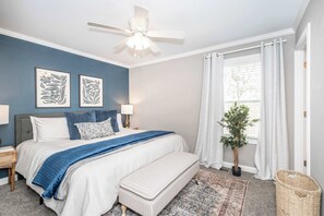 4 bedrooms, desk, iron/ironing board, travel cot