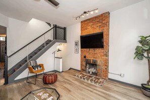 TV, offices