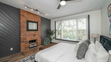 3 chambres, bureau, Wi-Fi, draps fournis