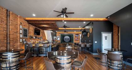 Monmouth Loft 3 | Heart of Newport