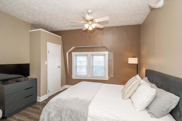 2 bedrooms, WiFi, bed sheets