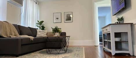 TV, fireplace, offices