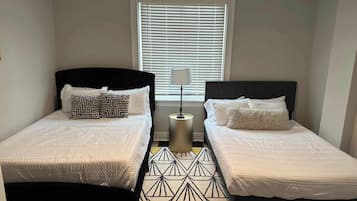 1 habitación, wifi y ropa de cama