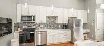 Findlay Market Suite 1 – For 2!