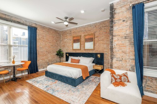 Findlay Market Suite 3 – For 2!