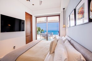 1 bedroom, iron/ironing board, internet, bed sheets - Oceanview Luxury: 1 BR in Amapas with Rooftop Pool (Puerto Vallarta)