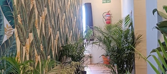 YADUKUL HOTEL