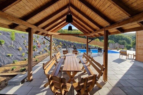 Holiday Home Wiśniowa with Pool and Mountains