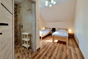 4 bedrooms, WiFi