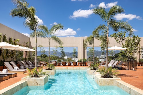 Hotel Santiago, Curio Collection by Hilton