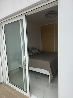 1 bedroom, iron/ironing board, travel cot, free WiFi