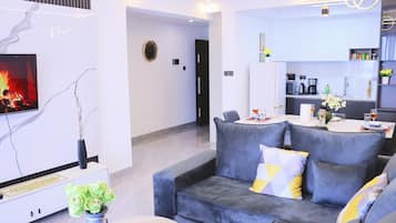 Comfort-huoneisto, kaupunkinäköala | 3 makuuhuonetta, ilmainen Wi-Fi