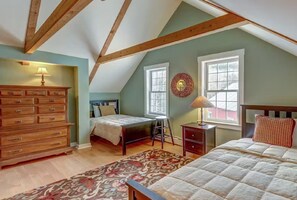 3 bedrooms, WiFi, bed sheets - Charming 3-bedroom house in marvelous Moretown (Moretown)