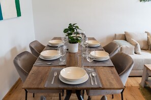 Apartament Deluxe, vistes a la ciutat | Sala d'estar