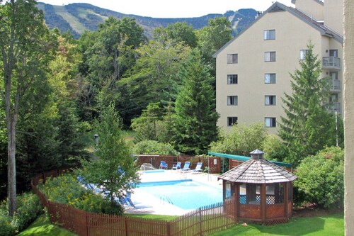 MightyMoose- Pool, Hot tub, Sauna, Gym, Near Resort