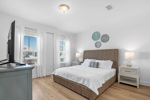 4 bedrooms, WiFi, bed sheets