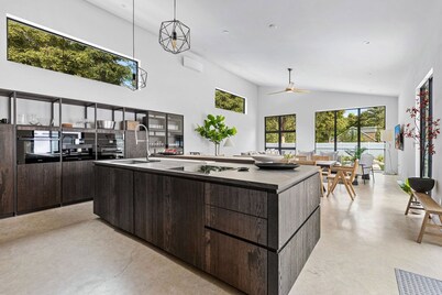 Juniper Presents: Fab Vacay Home with Pool, Walk to Lake Michigan Beach