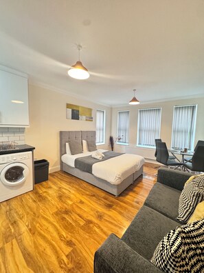 Lydisolert og wi-fi (inkludert)