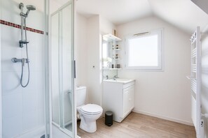 Een douche, een haardroger