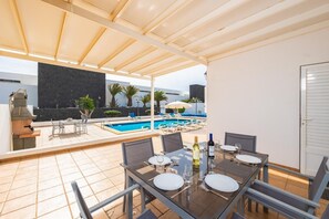Outdoor dining - Villa Temuime - Five Bedroom Villa, Sleeps 10 (Puerto Calero)