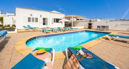 Villa Temuime - Five Bedroom Villa, Sleeps 10