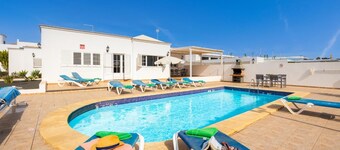 Villa Temuime - Five Bedroom Villa, Sleeps 10
