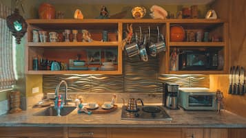 Fridge, microwave, stovetop, coffee/tea maker
