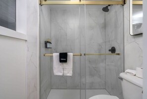 Bathroom - The Lincoln Boutique Motel- Upper Deluxe King #7 (Ellicottville)