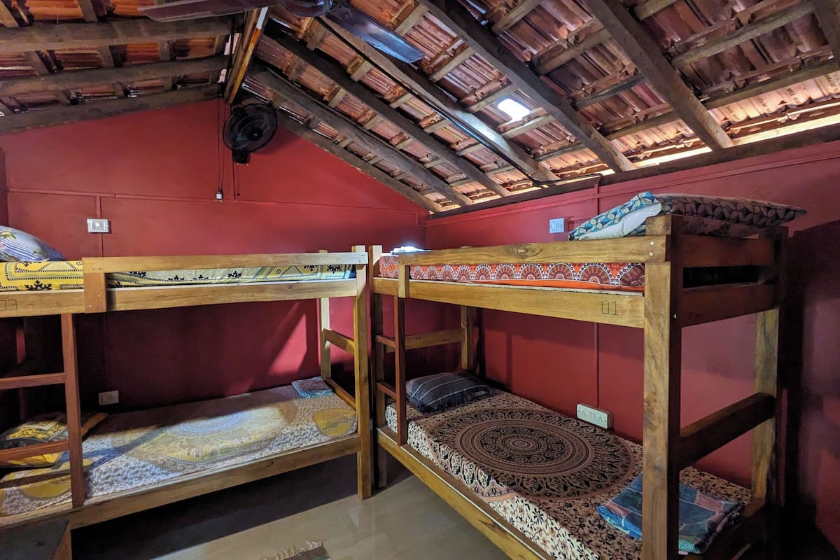 Basic Shared Dormitory, Mixed Dorm | Bed sheets