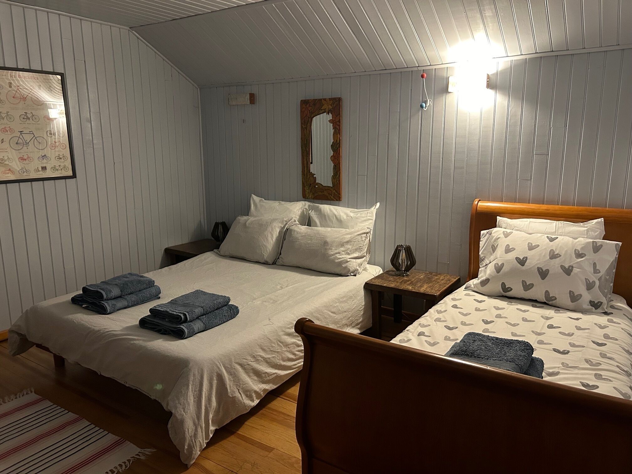 6 chambres, fer et planche à repasser, Wi-Fi, draps fournis