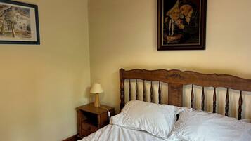 6 Schlafzimmer, Bügeleisen/Bügelbrett, WLAN, Bettwäsche