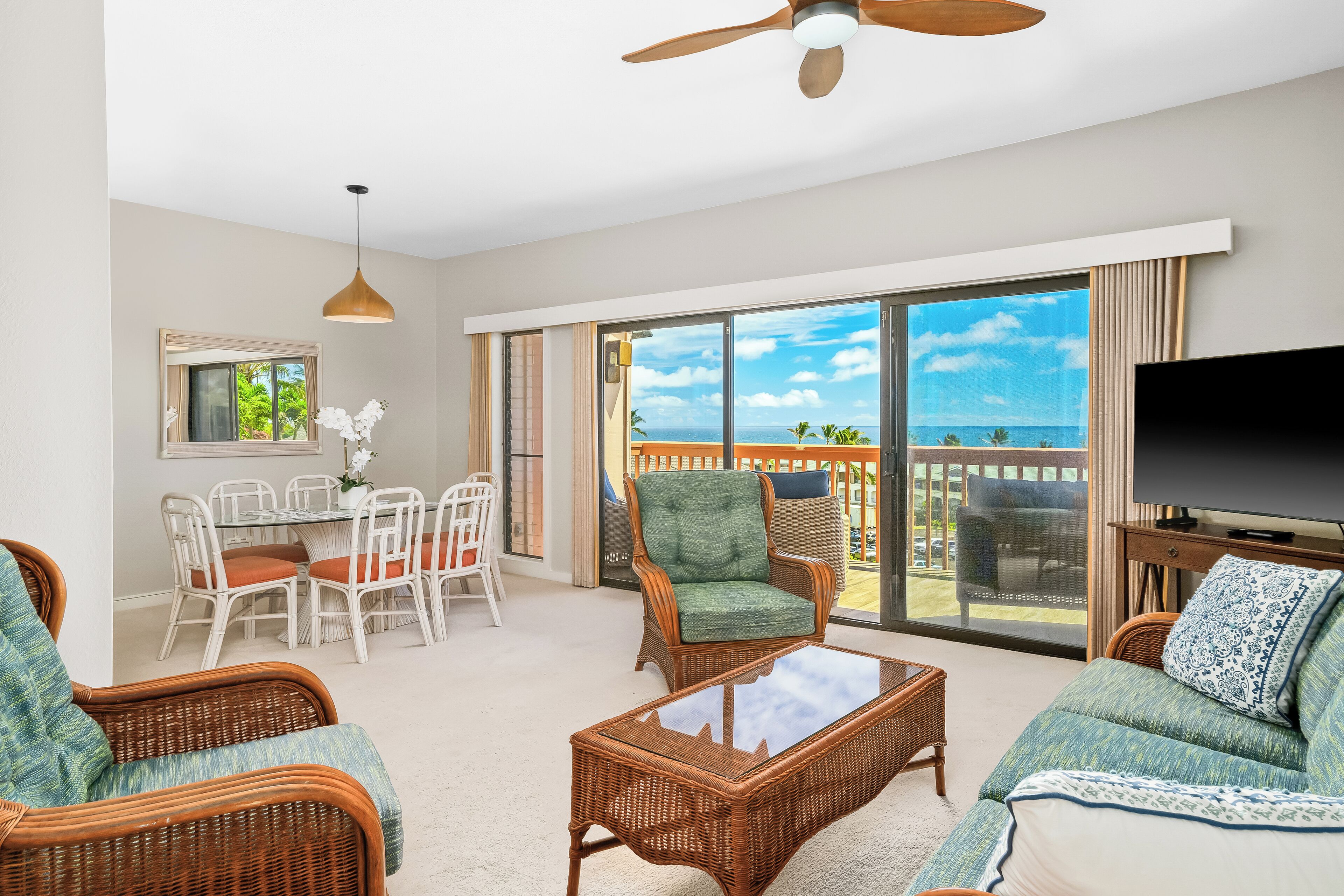 New! Bright, Airy 2BR Split-Level Condo w/Spacious Layout & Stunning Ocean Views - Photo 21