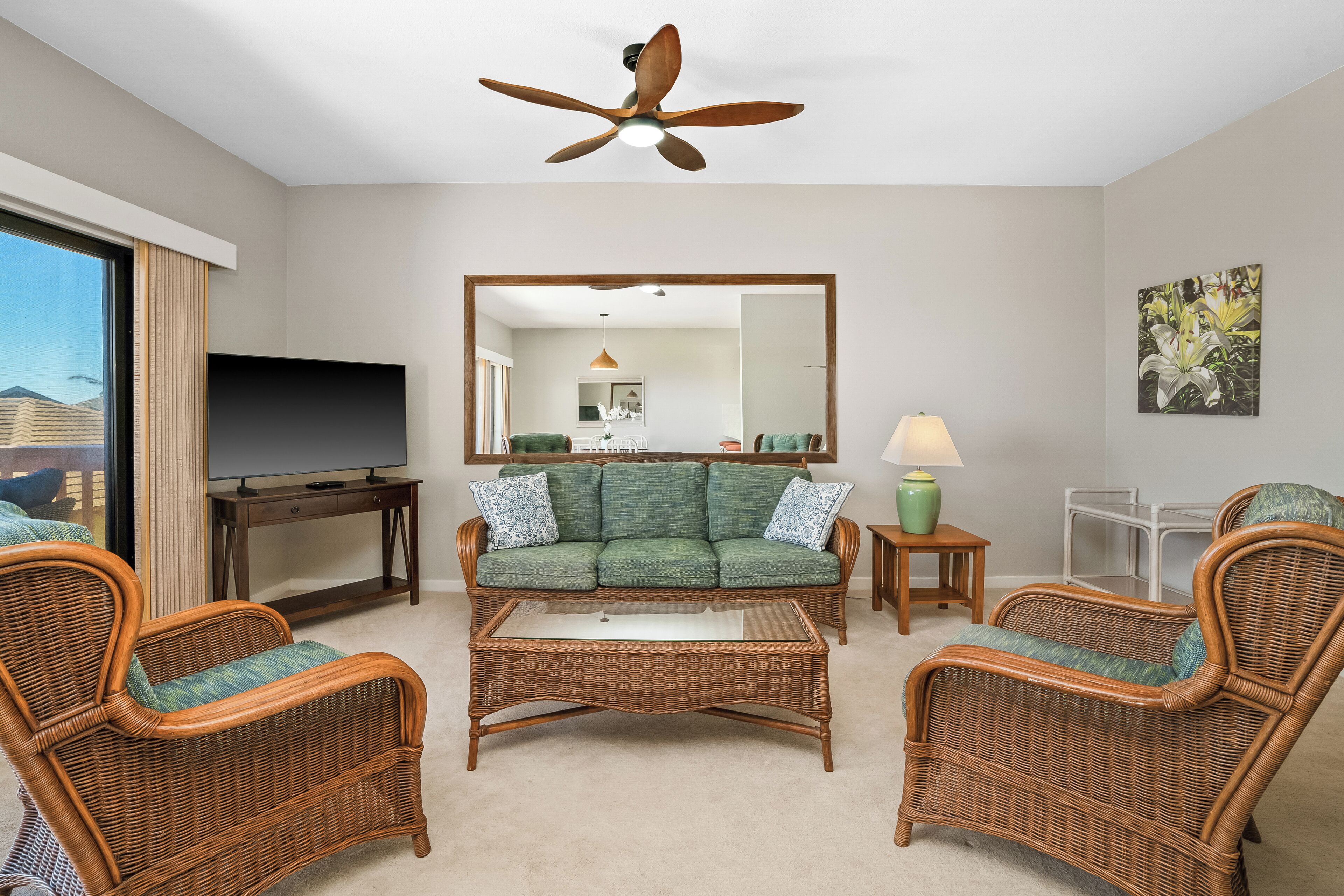 New! Bright, Airy 2BR Split-Level Condo w/Spacious Layout & Stunning Ocean Views - Photo 23