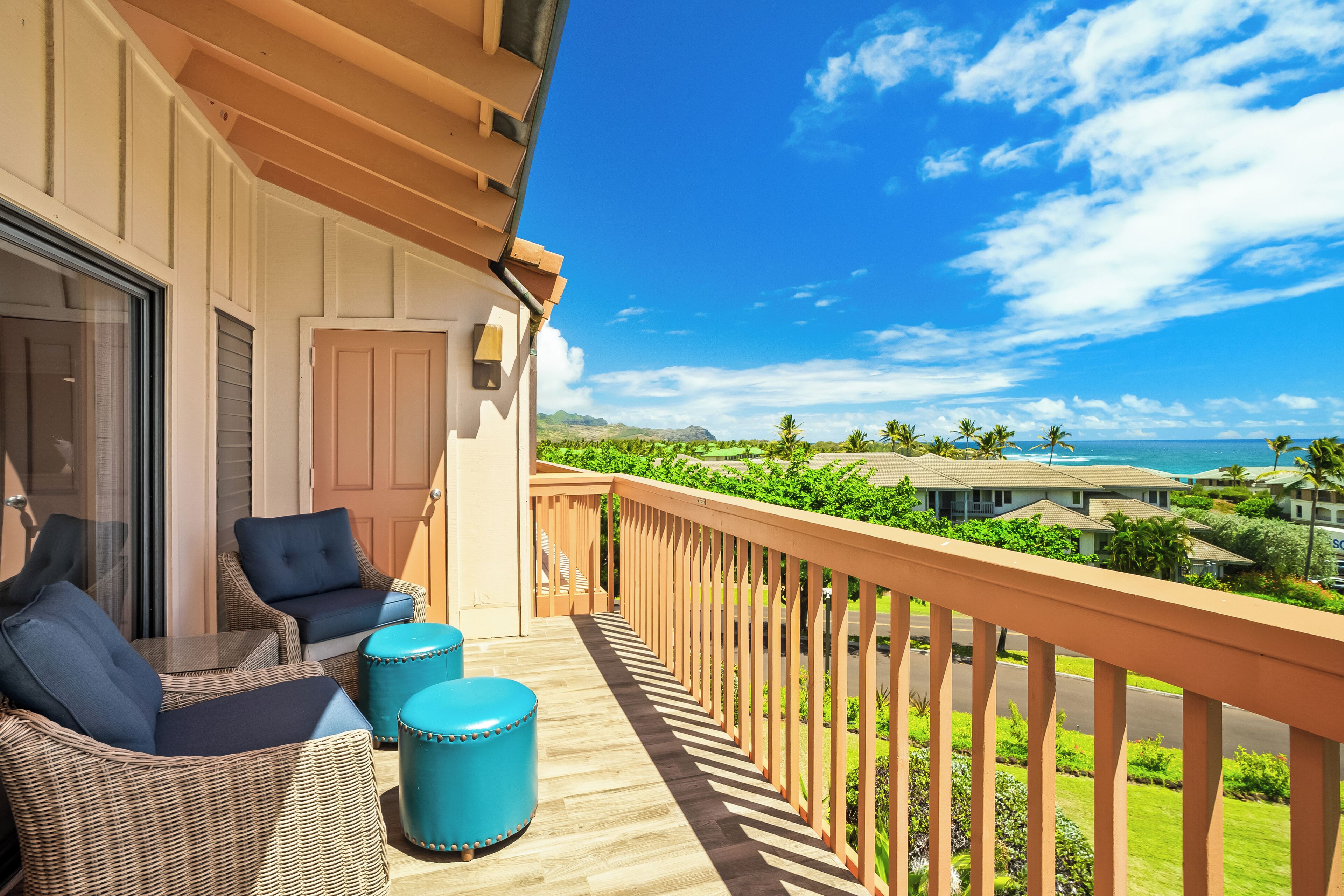 New! Bright, Airy 2BR Split-Level Condo w/Spacious Layout & Stunning Ocean Views - Photo 18