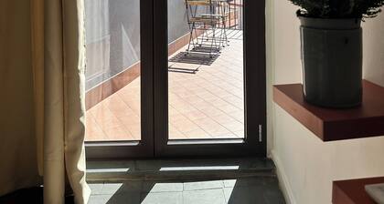 In the historic center Cozy apartment for sightseeing.