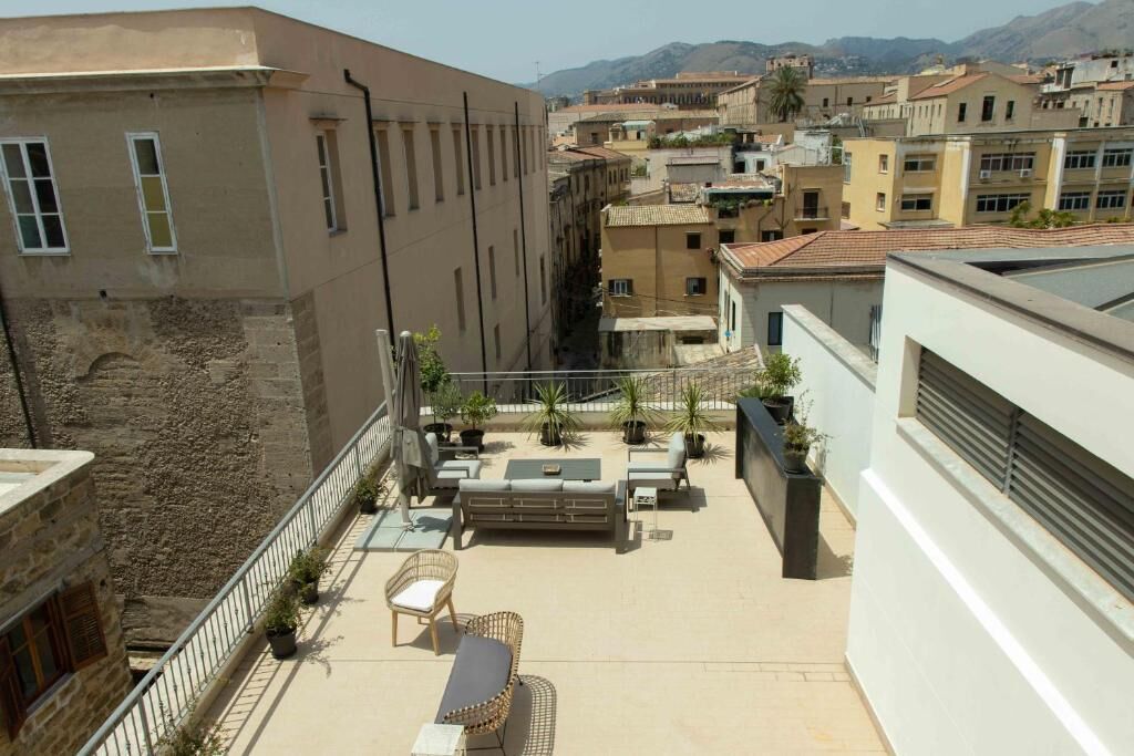 Photo - Sopramoltivolti