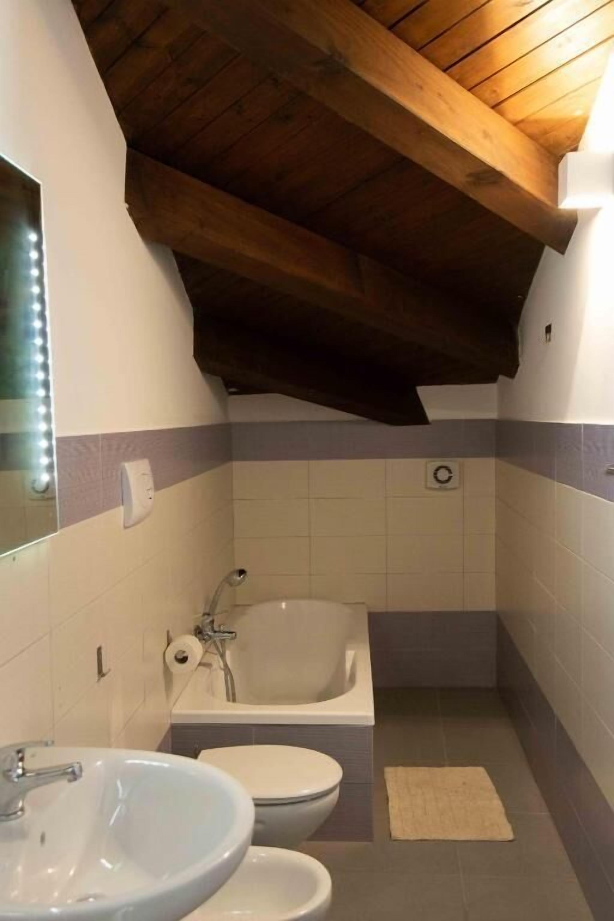 Photo - Sopramoltivolti