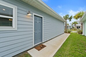 Interior entrance - Pet Friendly Beach House – Osprey Landing (Port St. Joe)