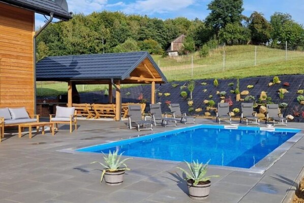 House | Pool | Indoor pool, outdoor pool - Holiday Home Wisniowa With Pool and Mountains (gmina Iwierzyce)