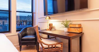 Sinclair Suites