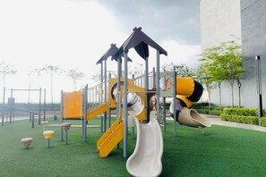 Unclassified image, 4 of 26, button - CoreSoho Suite by BKAstaycation KotaWarisan Sepang KLIA Airport, Free Wifi (Sepang)